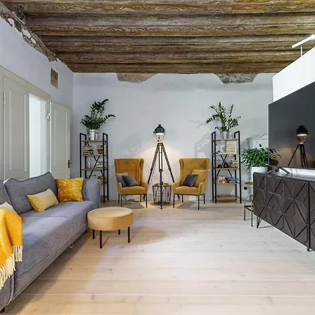 公寓 Rataskaevu 14 塔林