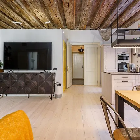 公寓 Rataskaevu 14